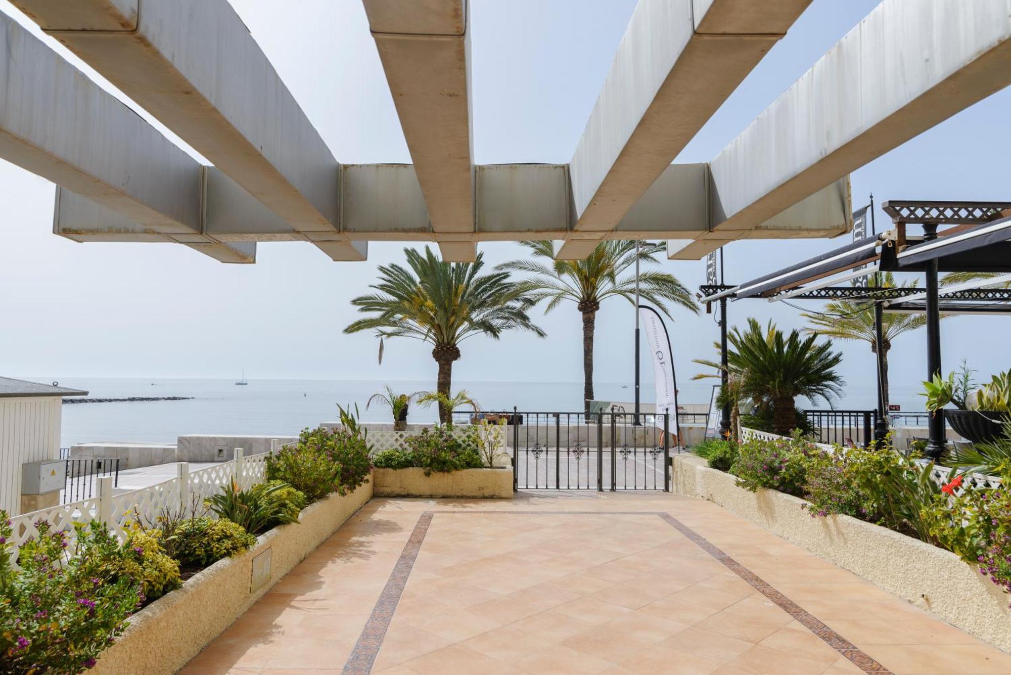 Sea Front Apartment In Marbella Center Exteriér fotografie